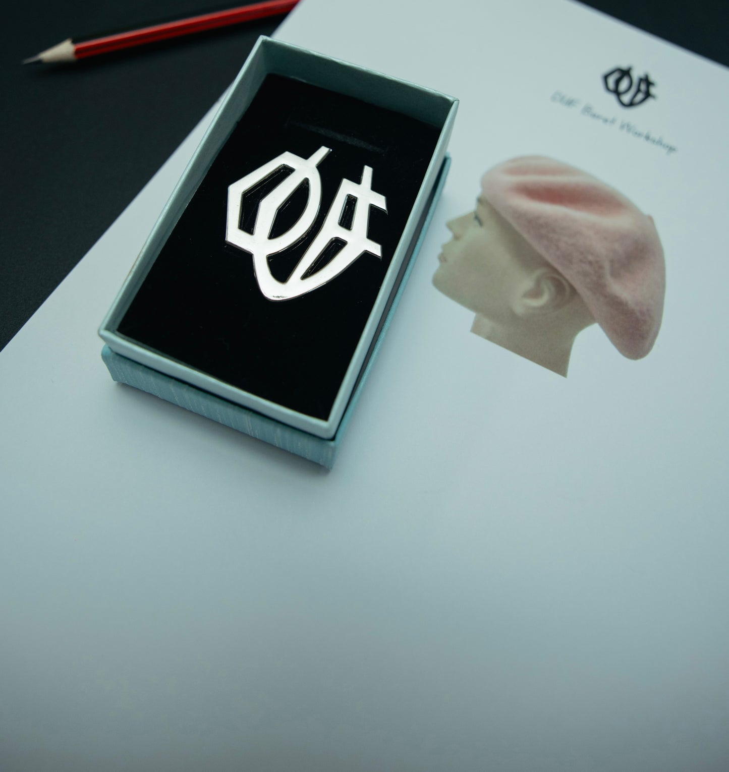 DUF LOGO CLIP ON PIN